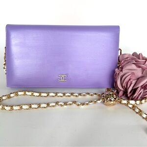 💯 CHA.NEL CC Lavender Leather Bifold Wallet on Chain w/ auth cert